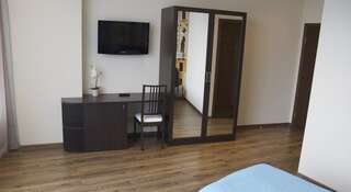 Гостиница Серебряный Утёс Сочи Стандартный двухместный номер с 2 отдельными кроватями-4